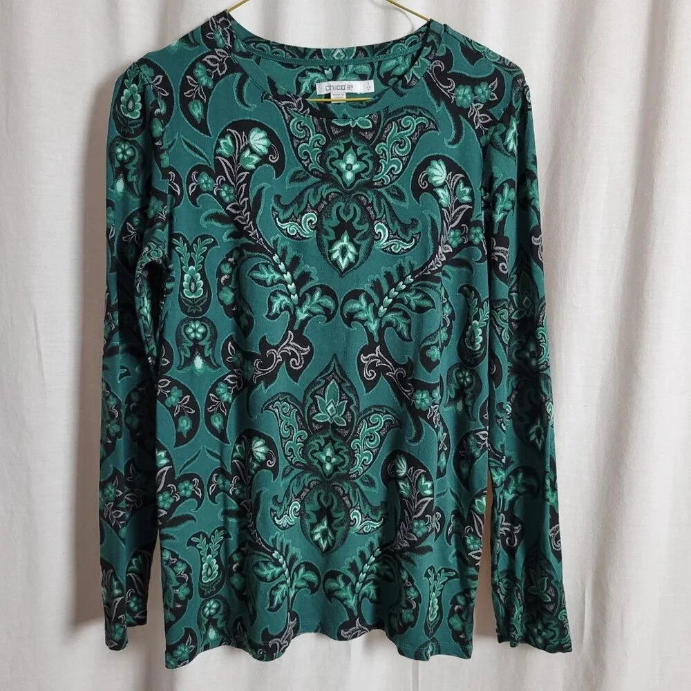 Chico's Top Blue Black Paisley stretch casual knit Size 1 Med. Classic Preppy - Picture 2 of 10